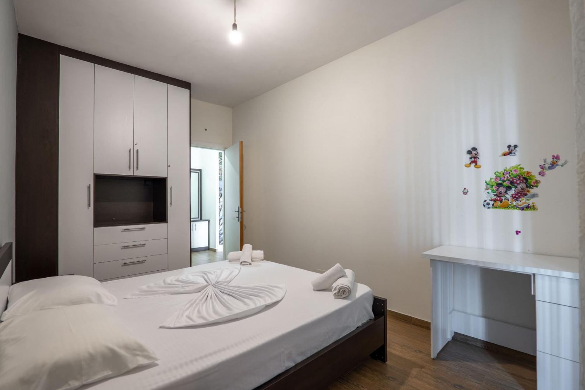 Denis Appartement Sarandë