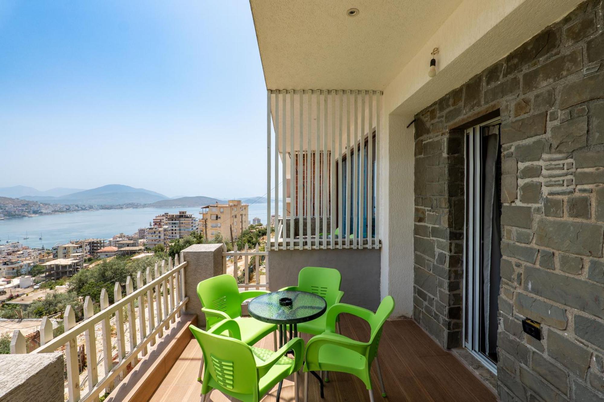 Denis Sarandë